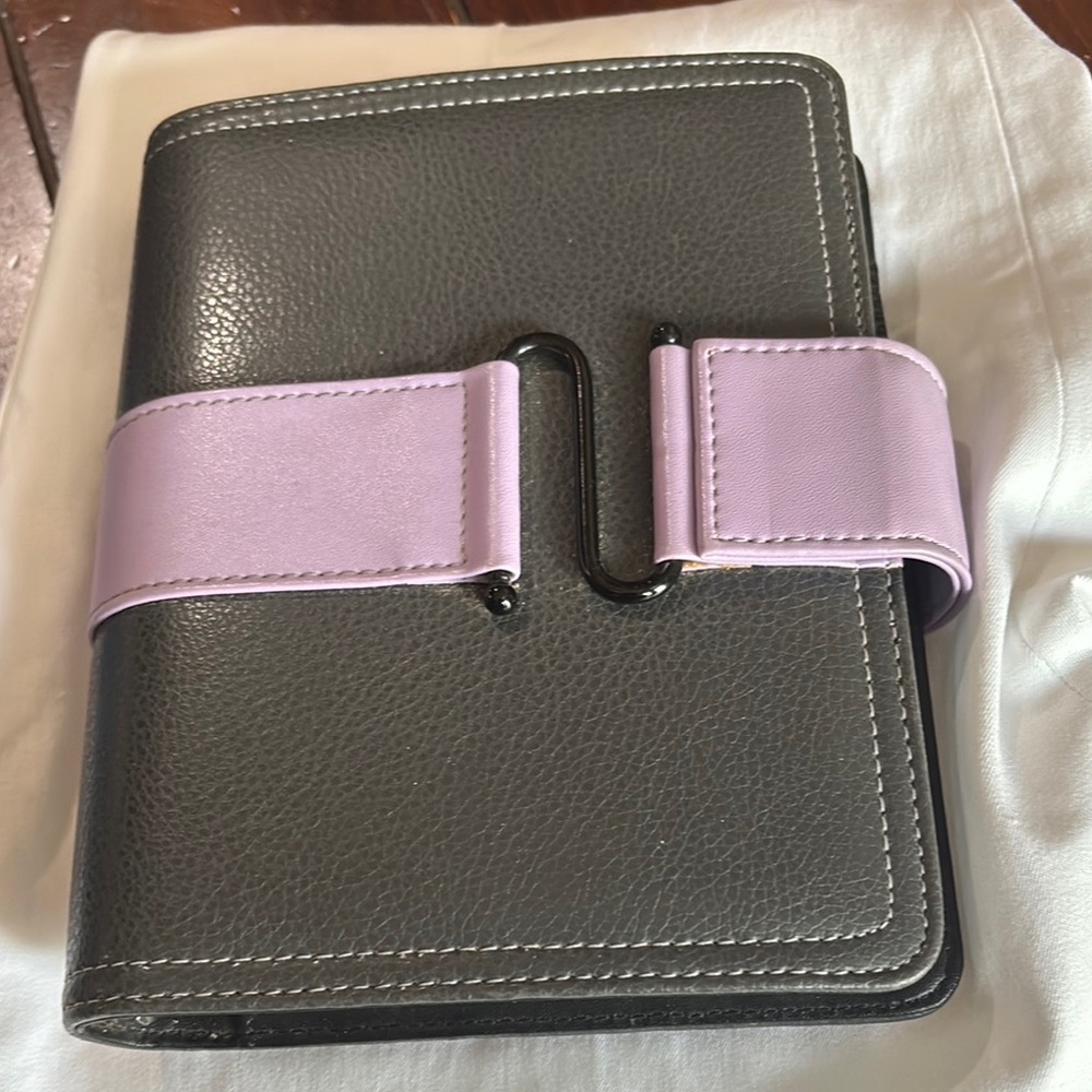 Gray and lavender Franklin Covey Leather Planner